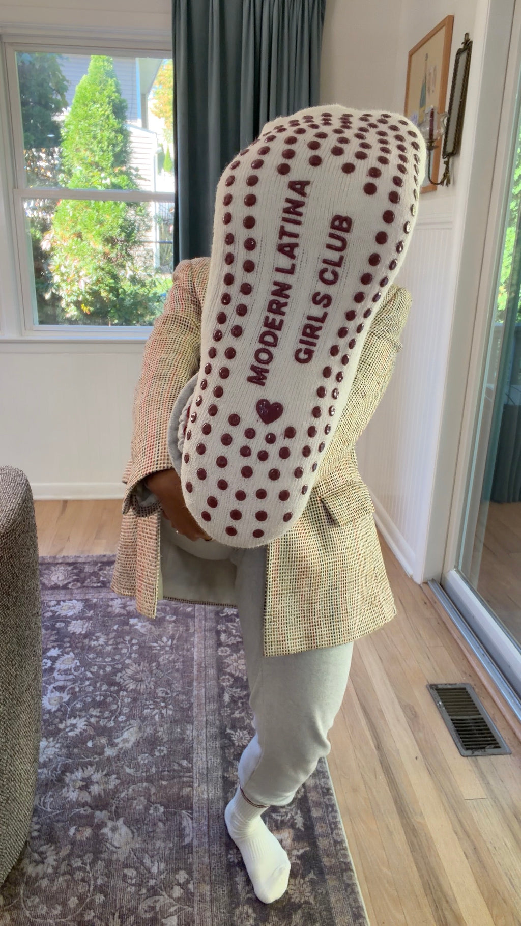 Cansada pero Bella grip sock - Modern Latina girls club addition
