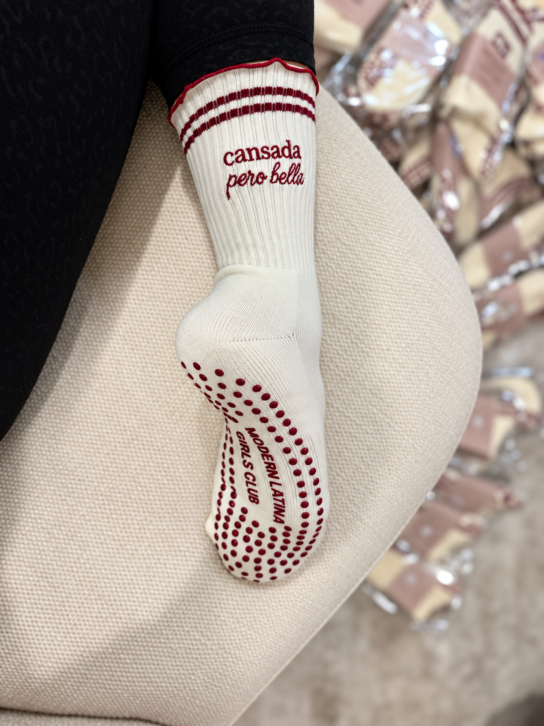 Cansada pero Bella grip sock - Modern Latina girls club addition