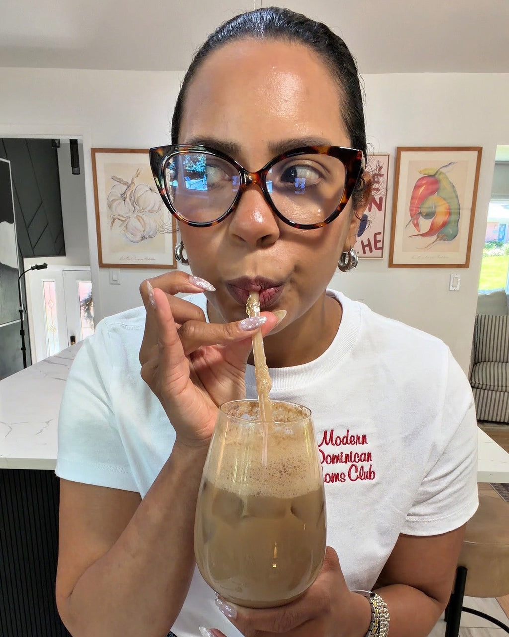 Modern Dominican Moms club classic T-shirt